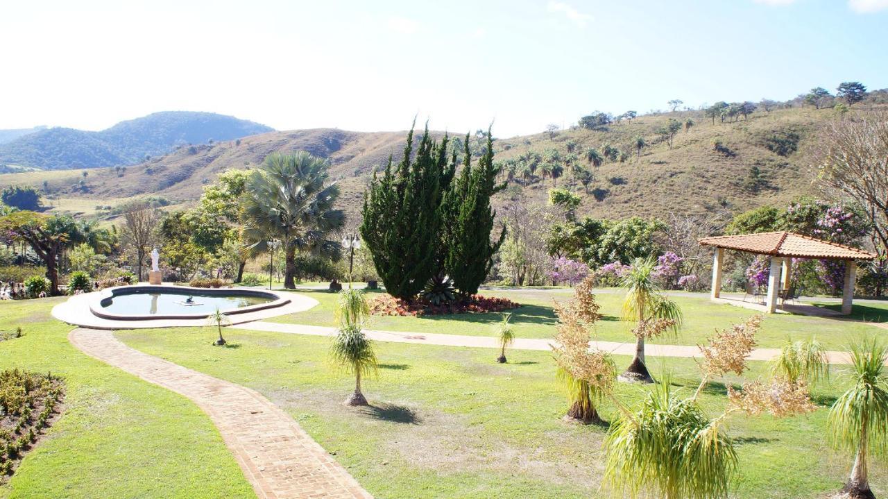 Hotel Fazenda Retiro Das Rosas