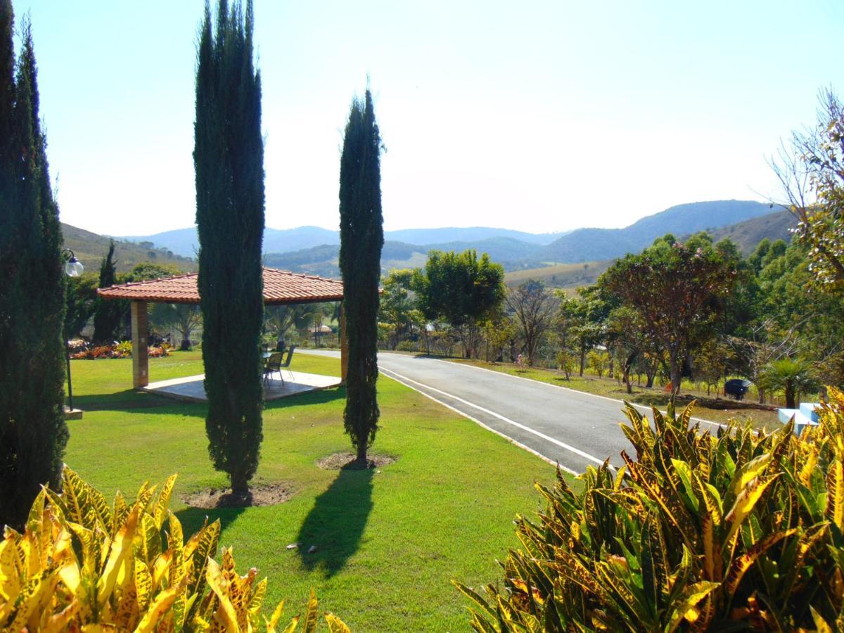 Fazenda Retiro Das Rosas *